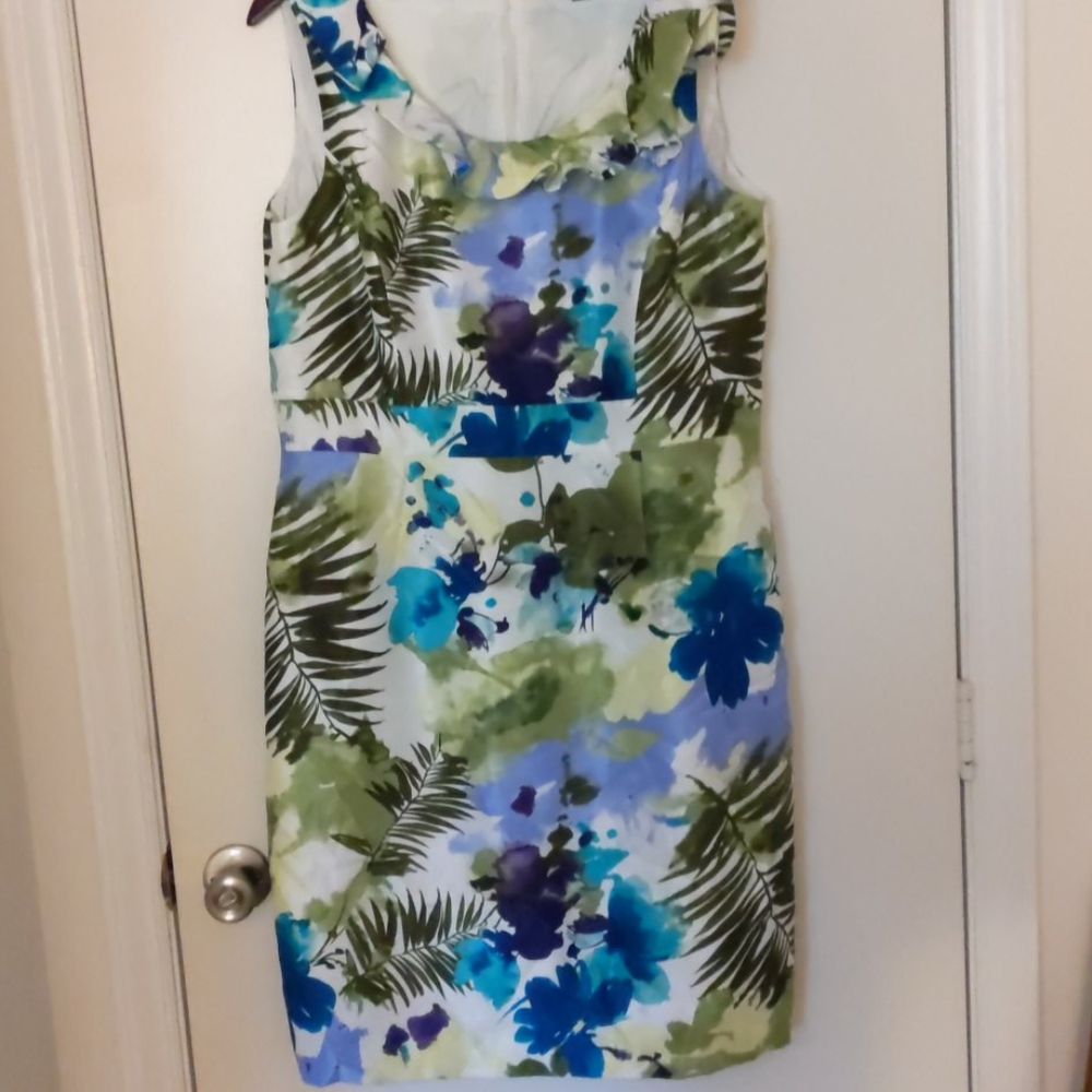 Women's dress